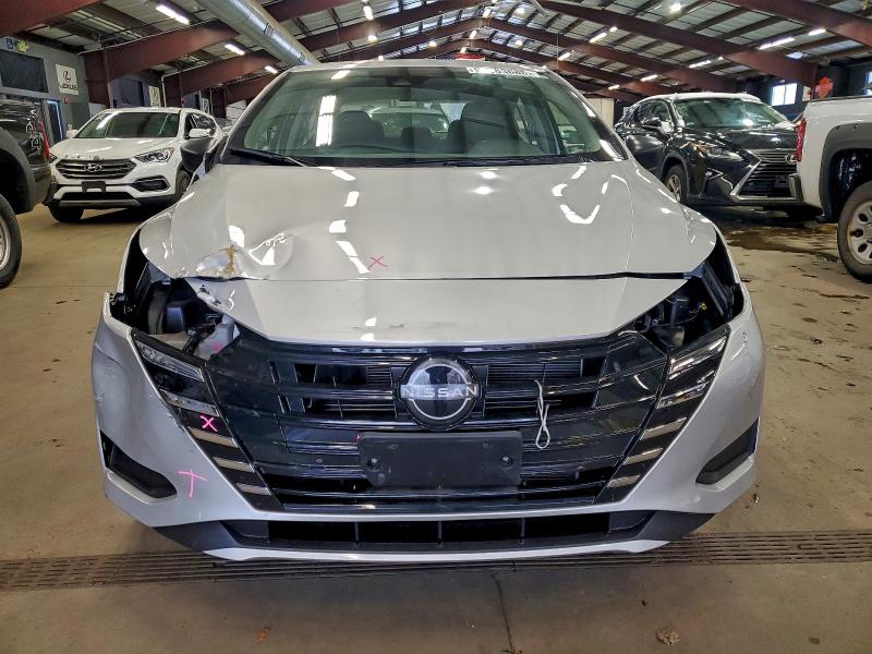 Фото 5 - NISSAN VERSA