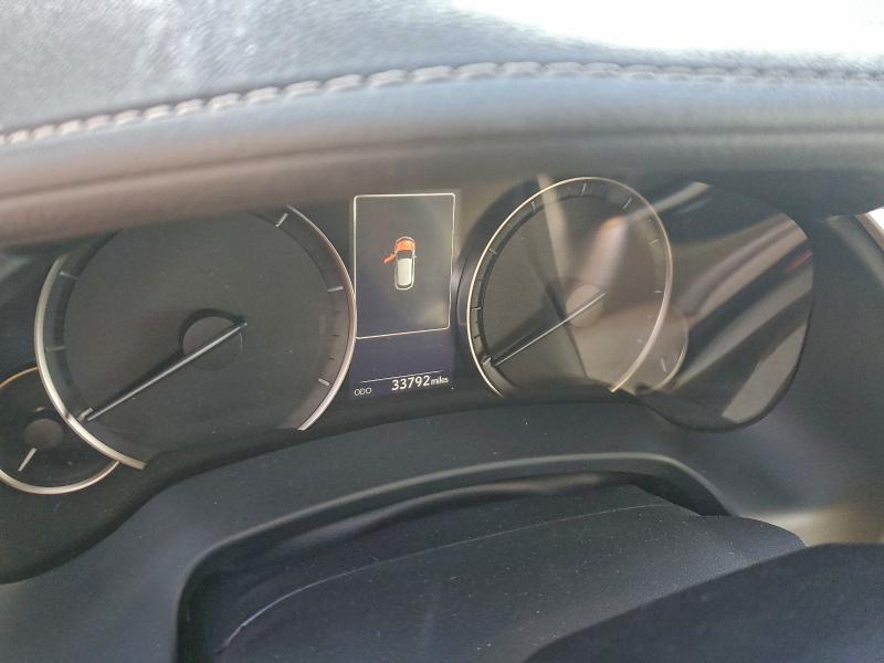 Фото 9 - LEXUS RX350