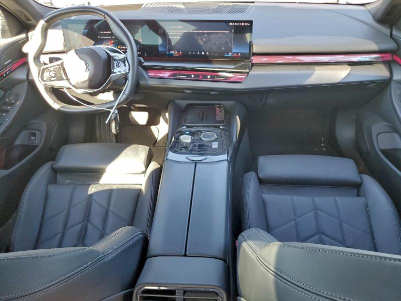 Фото 8 - BMW I5 EDRIVE