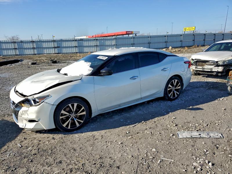 Фото 1 - NISSAN MAXIMA