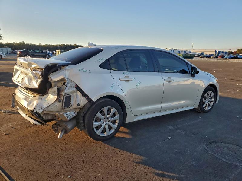 Фото 3 - TOYOTA COROLLA