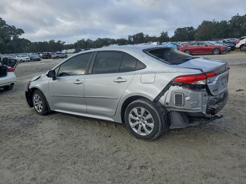 Фото 2 - TOYOTA COROLLA