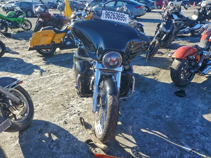 HARLEY-DAVIDSON FL 2013