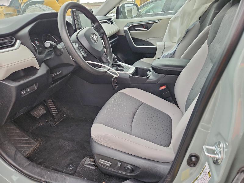 Фото 7 - TOYOTA RAV4