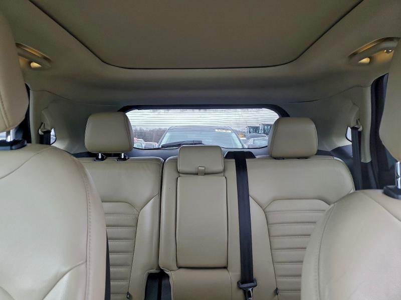 Фото 10 - FORD EDGE