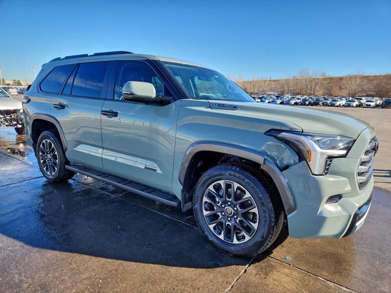 Фото 4 - TOYOTA SEQUOIA