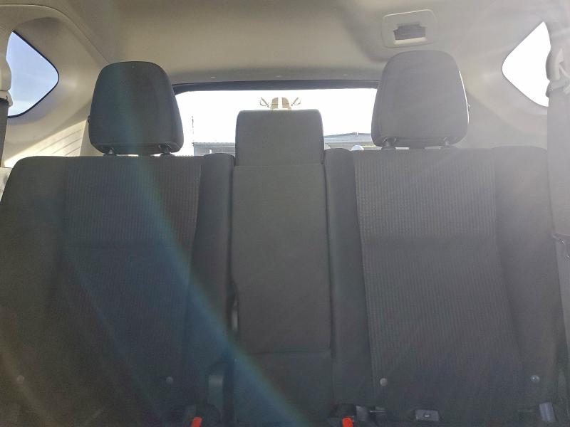 Фото 10 - TOYOTA RAV4