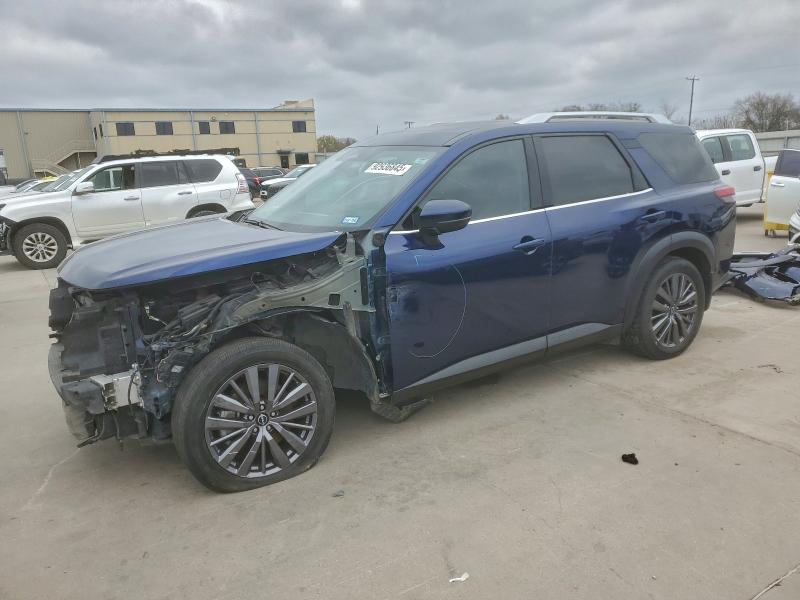 Фото 1 - NISSAN PATHFINDER