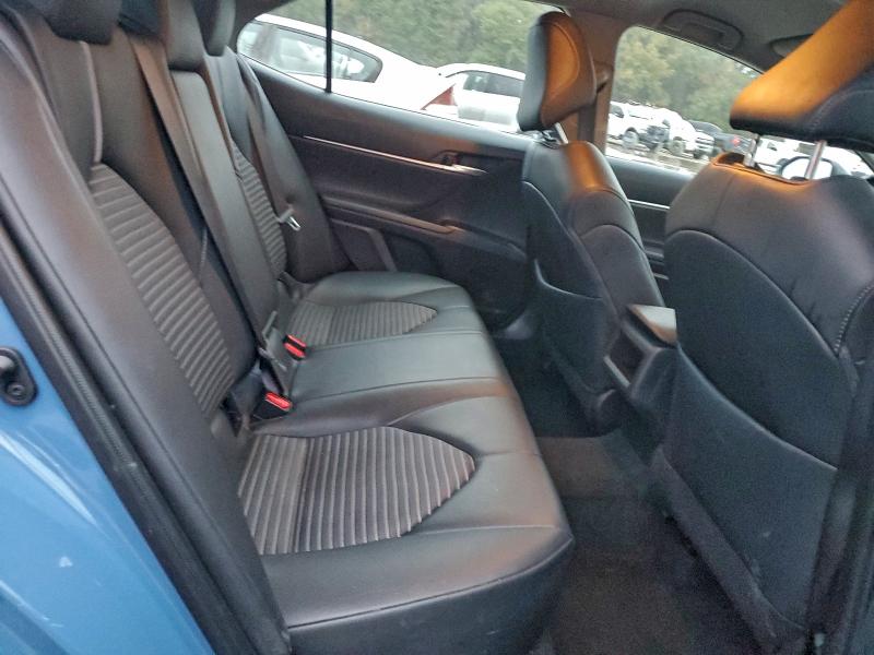 Фото 10 - TOYOTA CAMRY