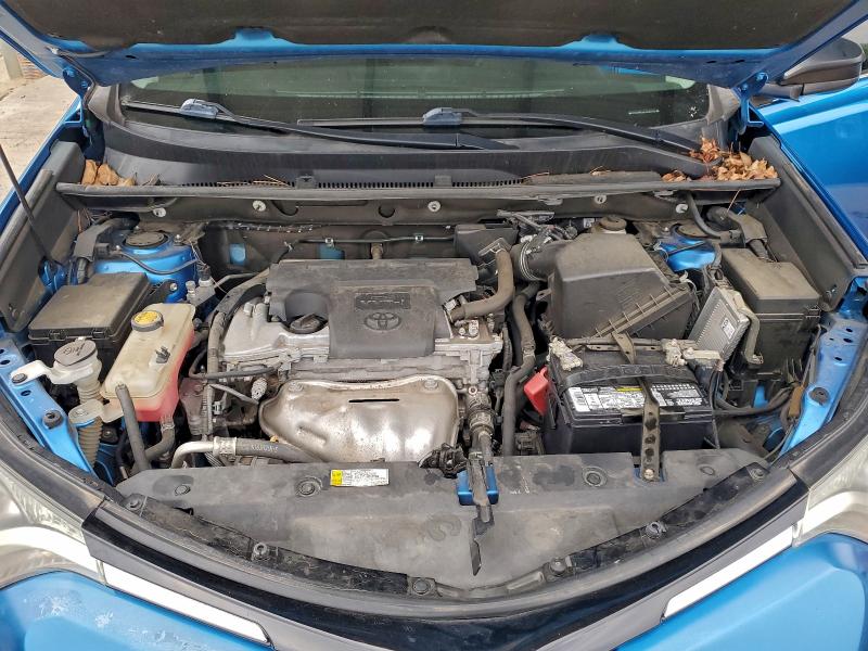 Фото 12 - TOYOTA RAV4