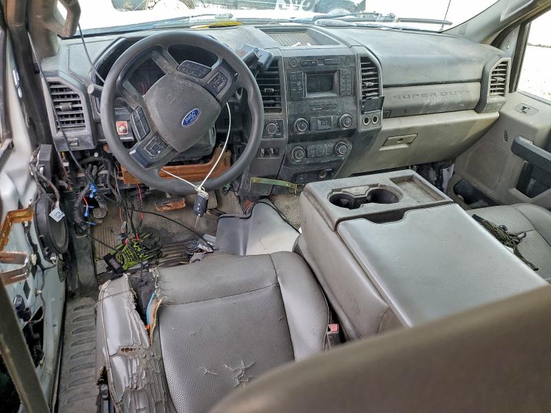 Фото 8 - FORD F350