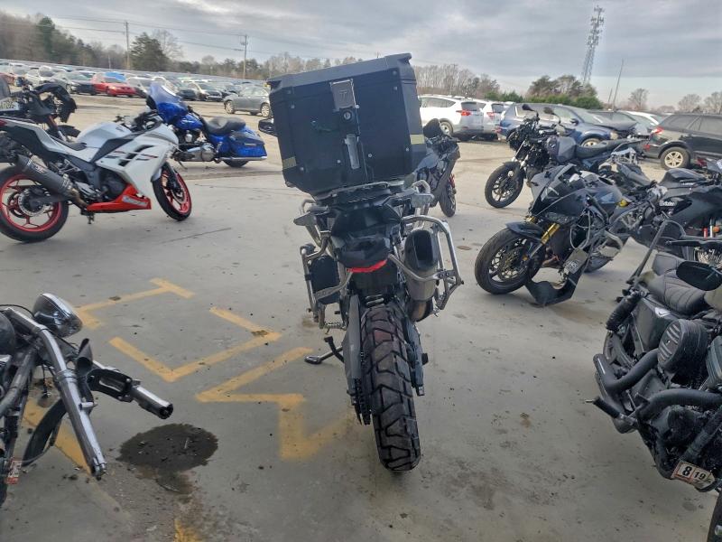 TRIUMPH TIGER 900 2023