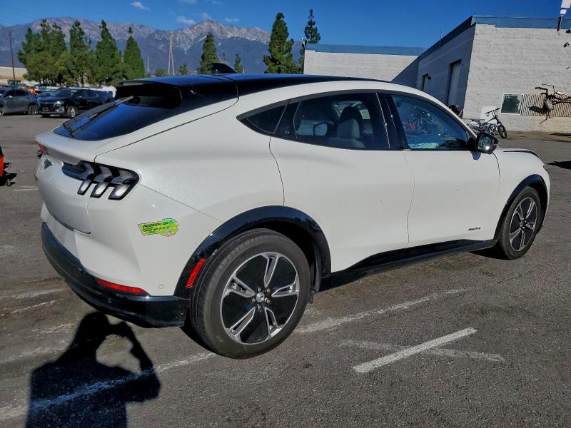 Фото 3 - FORD MUSTANG