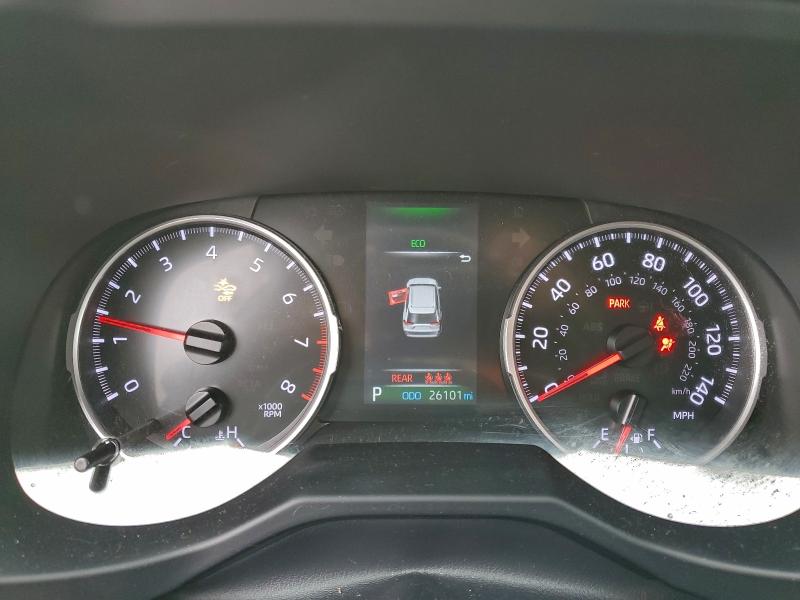 Фото 9 - TOYOTA RAV4