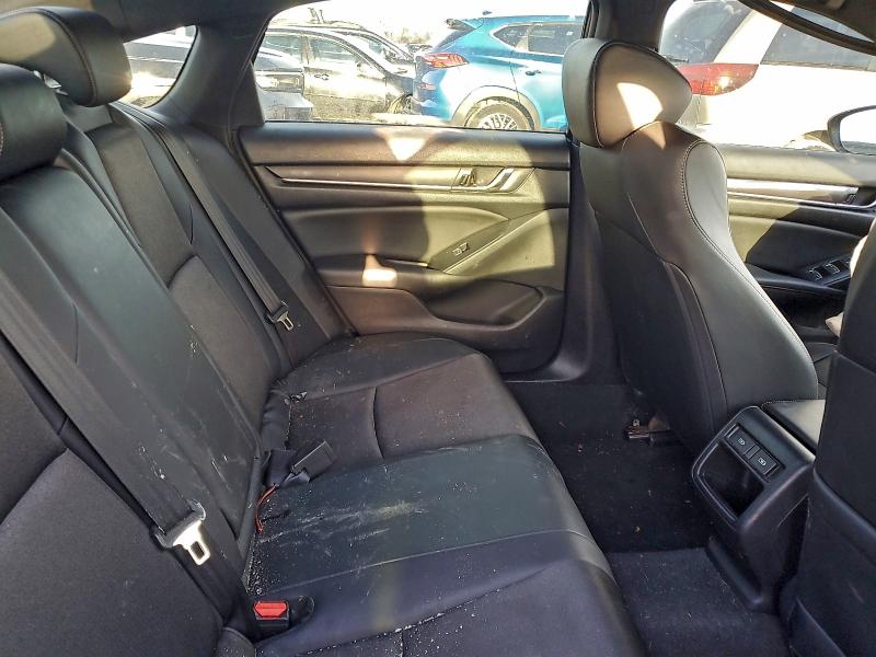 Фото 10 - HONDA ACCORD