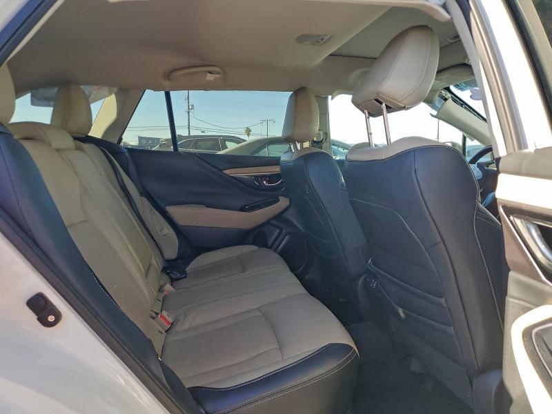 Фото 11 - SUBARU OUTBACK