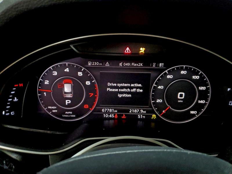 Фото 9 - AUDI Q7