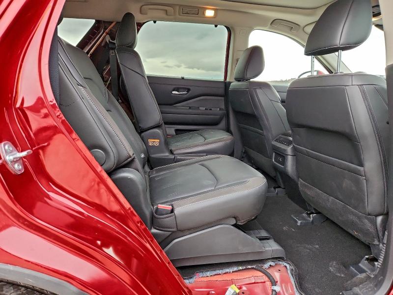 Фото 10 - NISSAN PATHFINDER