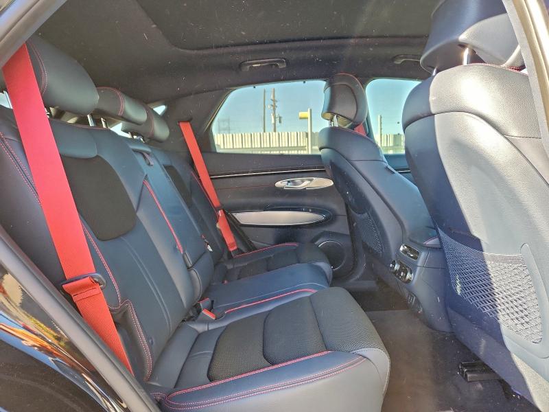 GENESIS GV70 BASE 2023 VIN KMUMADTB4PU104316