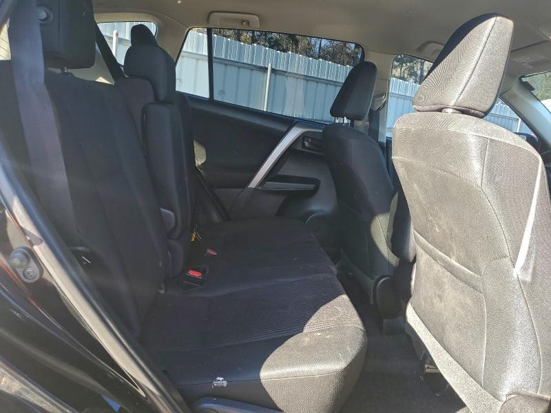 Фото 11 - TOYOTA RAV4