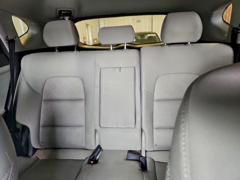 Фото 10 - HYUNDAI TUCSON