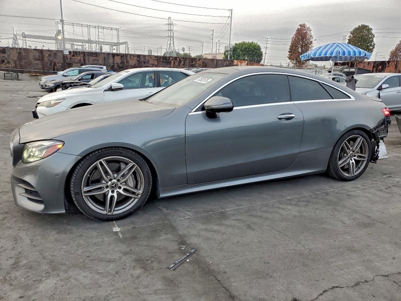 Фото 1 - MERCEDES-BENZ E-CLASS