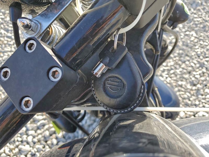 HARLEY-DAVIDSON FL 2009