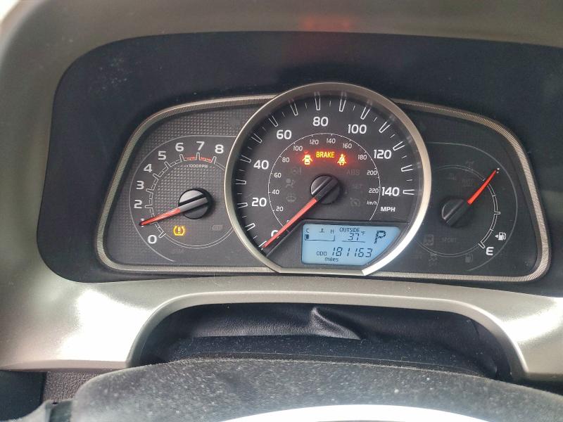 Фото 9 - TOYOTA RAV4