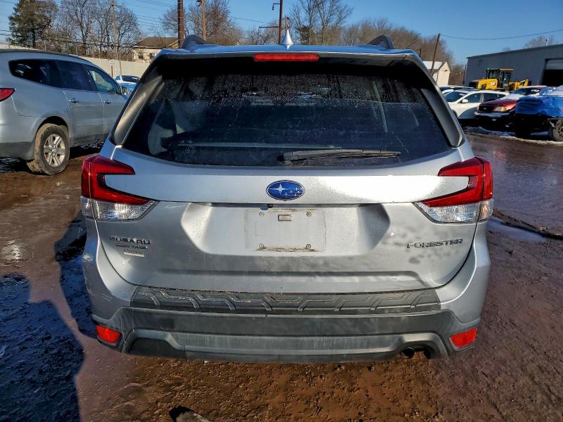 Фото 6 - SUBARU FORESTER