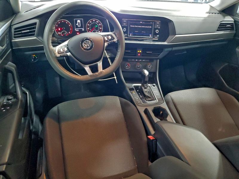 Фото 8 - VOLKSWAGEN JETTA