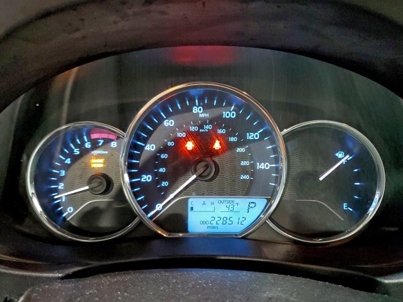 Фото 9 - TOYOTA COROLLA