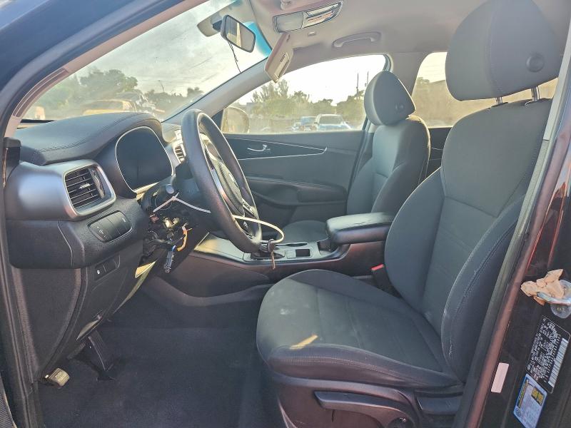 Фото 7 - KIA SORENTO