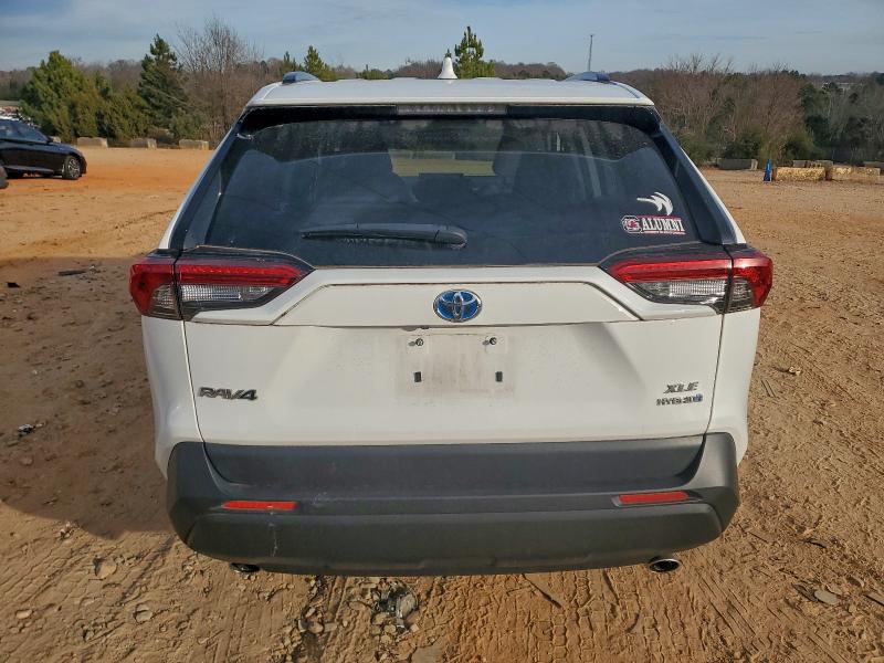 Фото 6 - TOYOTA RAV4