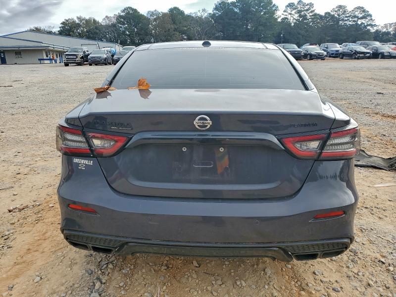 Фото 6 - NISSAN MAXIMA