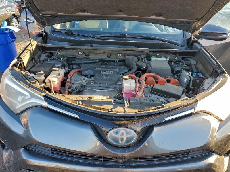 Фото 12 - TOYOTA RAV4