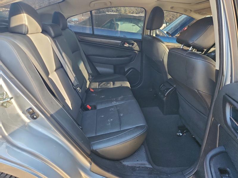 Фото 10 - SUBARU LEGACY