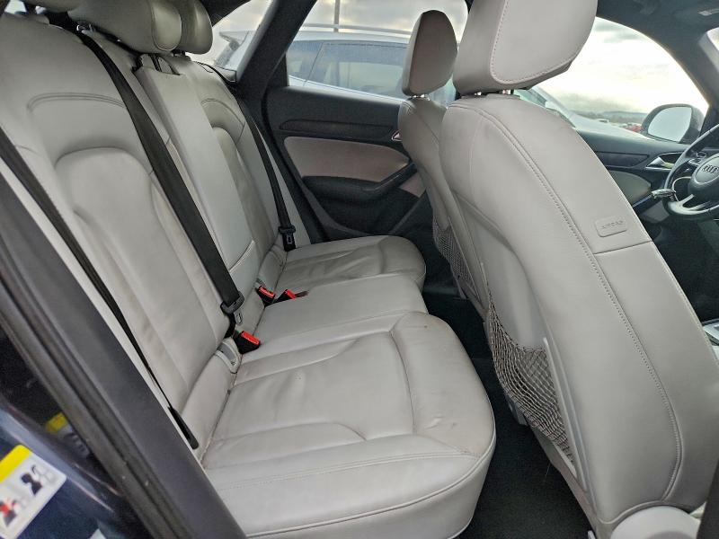 Фото 10 - AUDI Q3