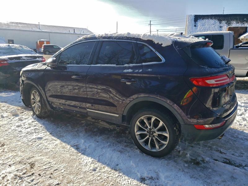 Фото 2 - LINCOLN MKZ