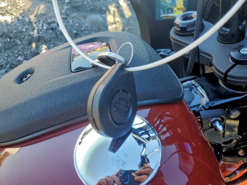 HARLEY-DAVIDSON FXLRST 2024