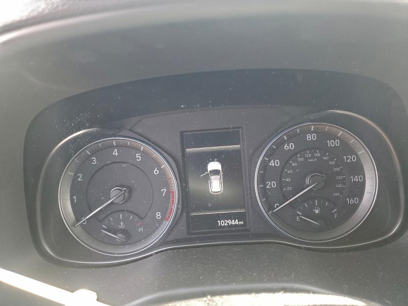 Фото 9 - HYUNDAI KONA