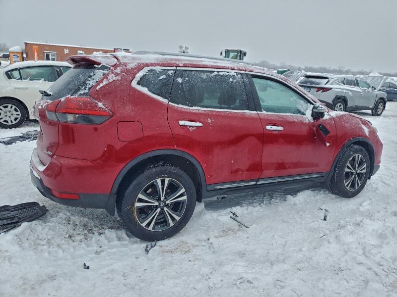 Фото 3 - NISSAN ROGUE