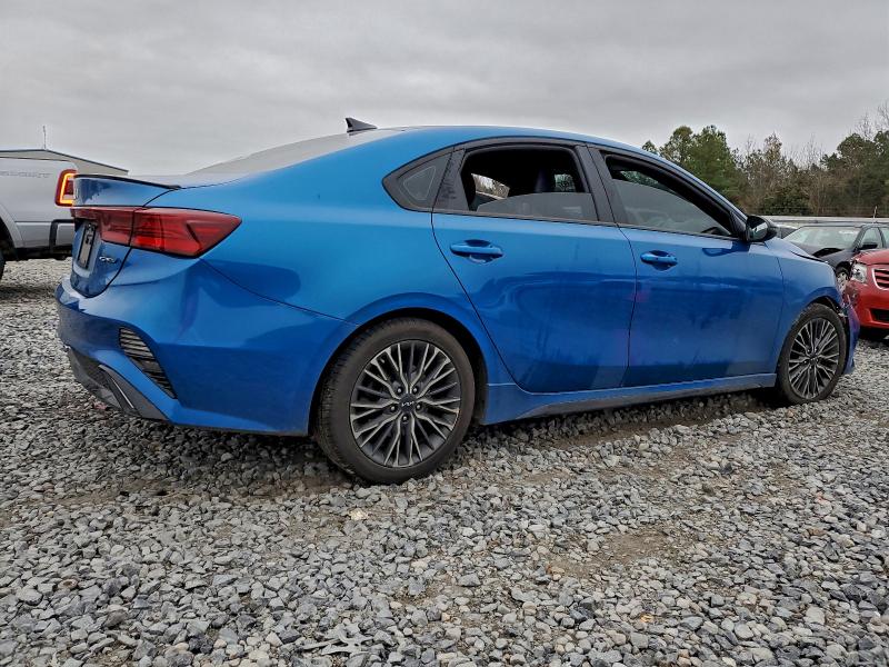 Фото 3 - KIA FORTE