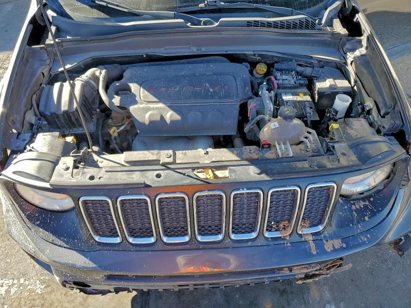 Фото 12 - JEEP RENEGADE