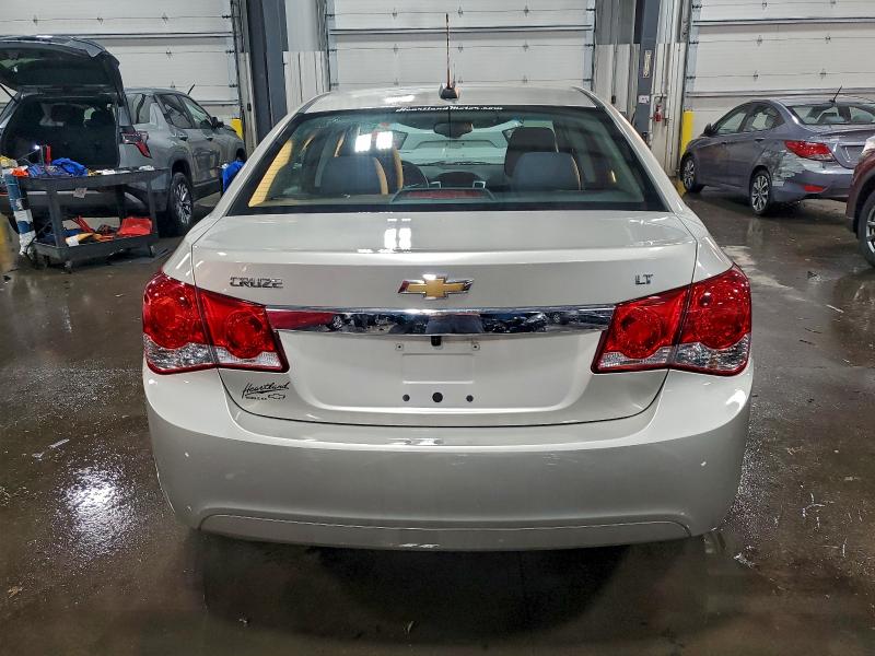 Фото 6 - CHEVROLET CRUZE