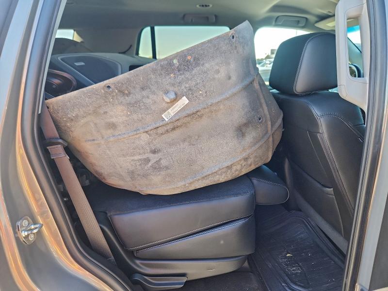 Фото 10 - CHEVROLET TAHOE