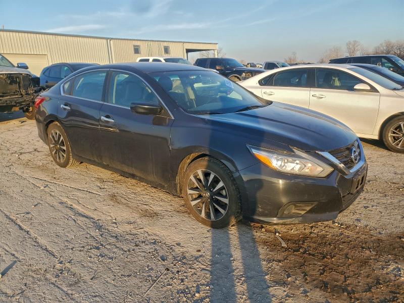 Фото 4 - NISSAN ALTIMA