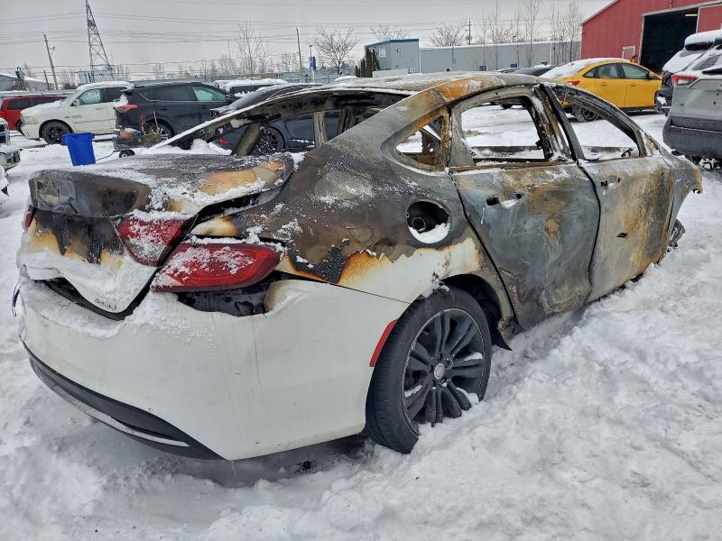 Фото 3 - CHRYSLER 200