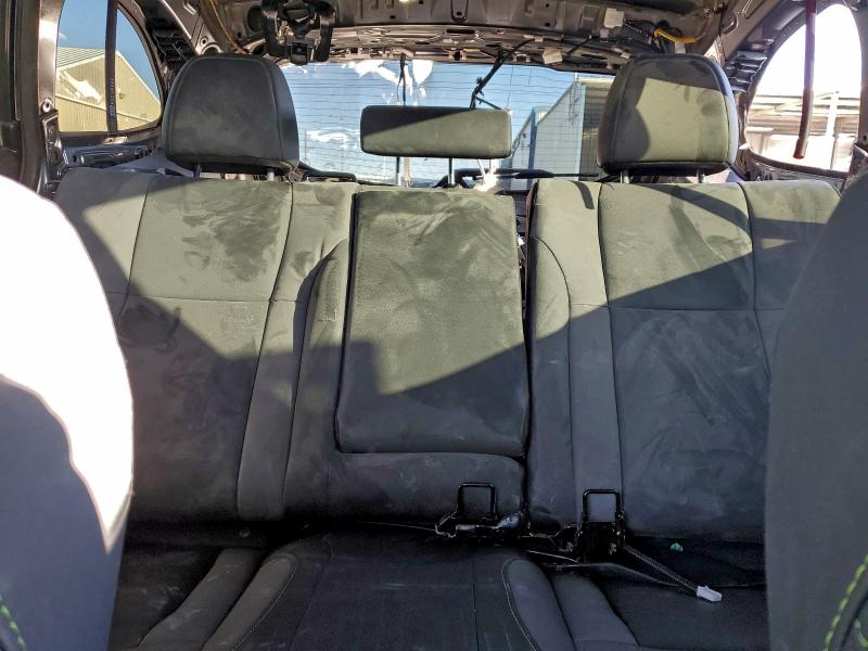 Фото 10 - SUBARU OUTBACK