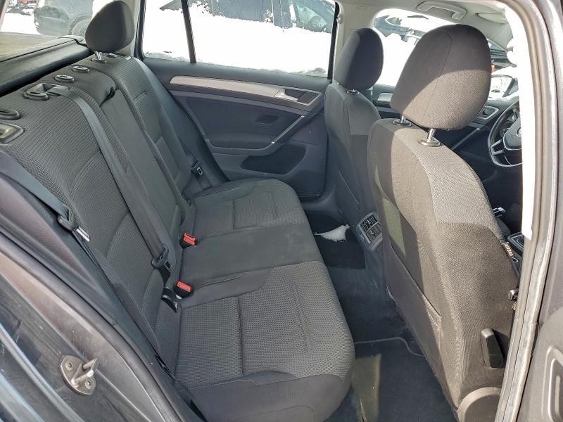 Фото 10 - VOLKSWAGEN GOLF