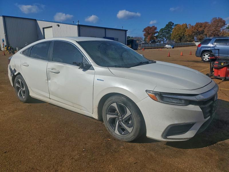 Фото 4 - HONDA INSIGHT